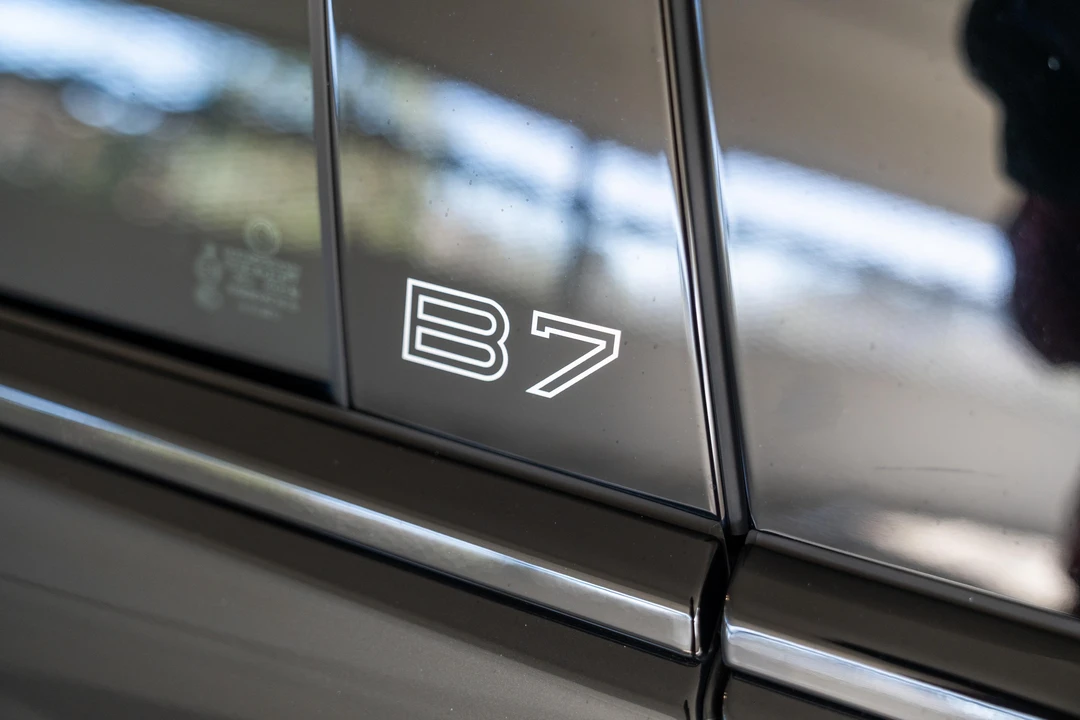 2022 BMW Alpina B7 - Image 22 of 31