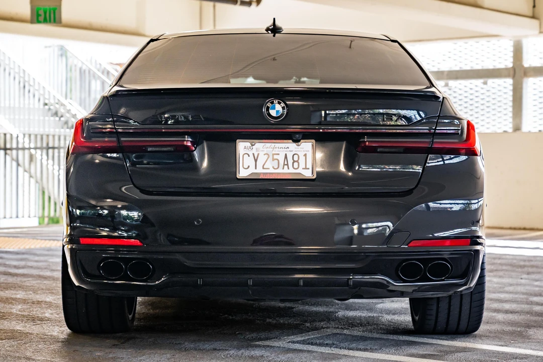 2022 BMW Alpina B7 - Image 5 of 31
