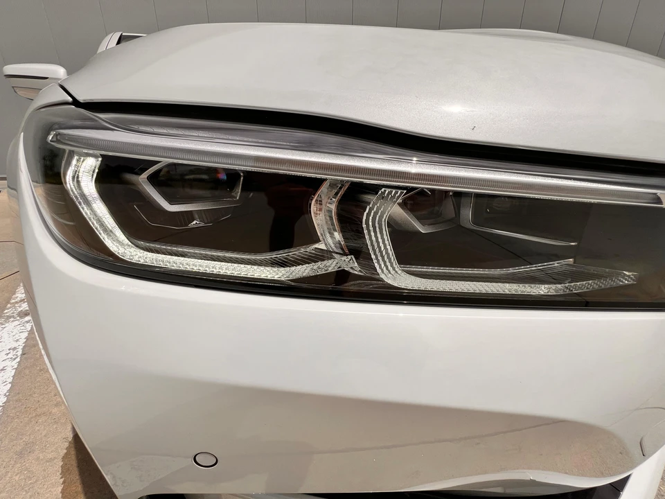 2022 BMW Alpina B7 - Image 27 of 31
