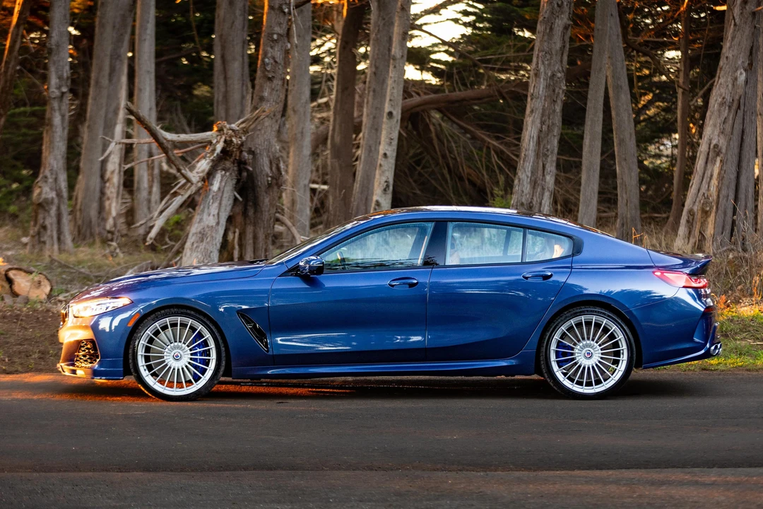 2022 BMW Alpina B8 - Image 23 of 31