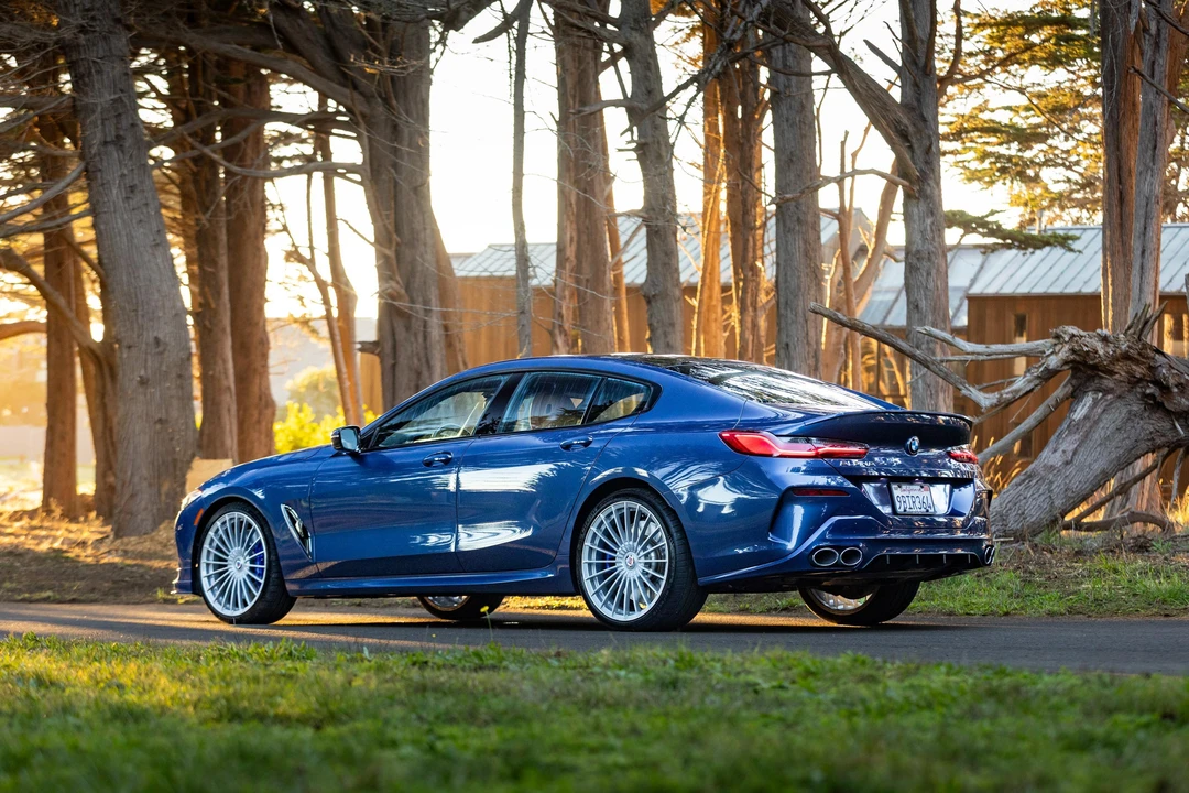 2022 BMW Alpina B8 - Image 25 of 31