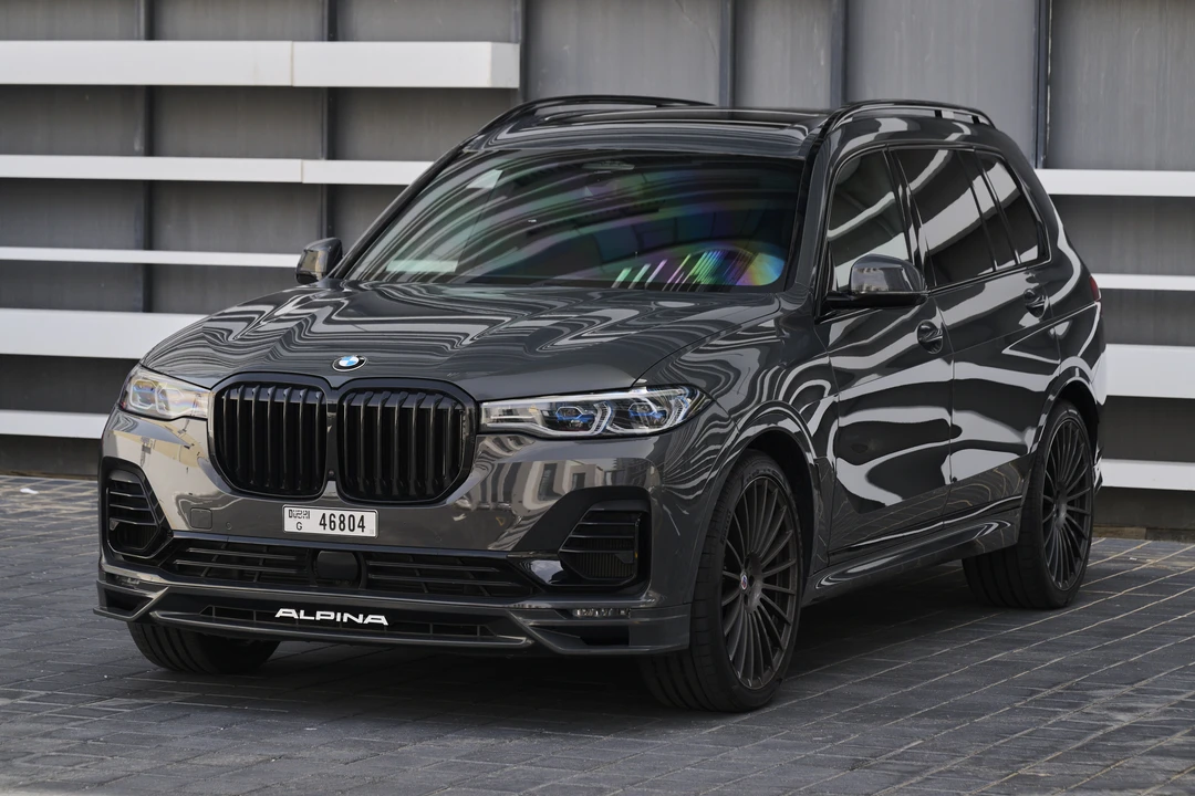 2022 BMW Alpina XB7 - Image 3 of 31