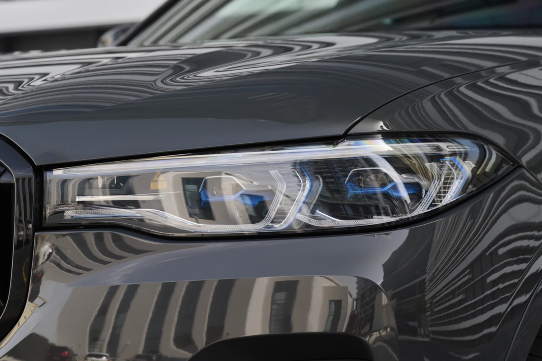 2022 BMW Alpina XB7 - Image 19 of 31