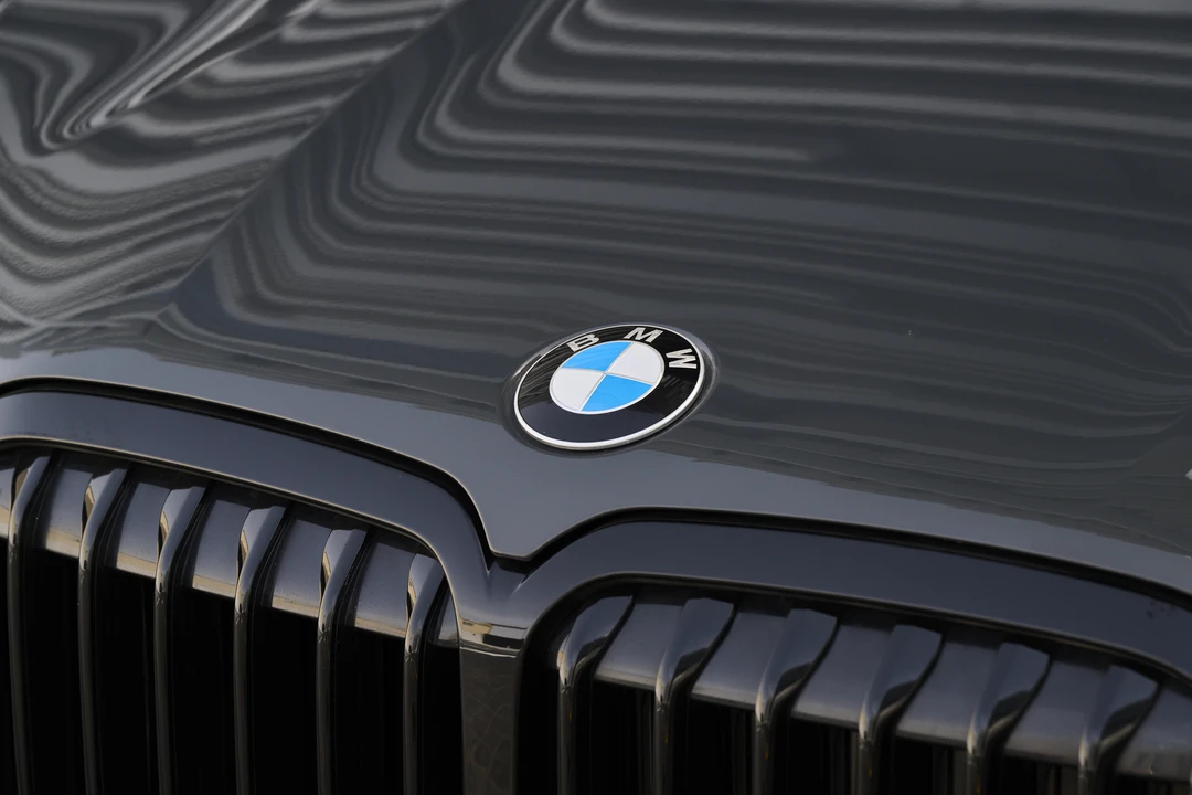 2022 BMW Alpina XB7 - Image 25 of 31