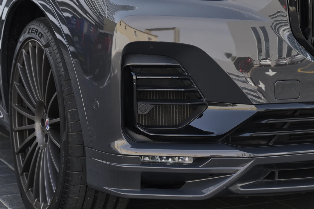 2022 BMW Alpina XB7 - Image 30 of 31