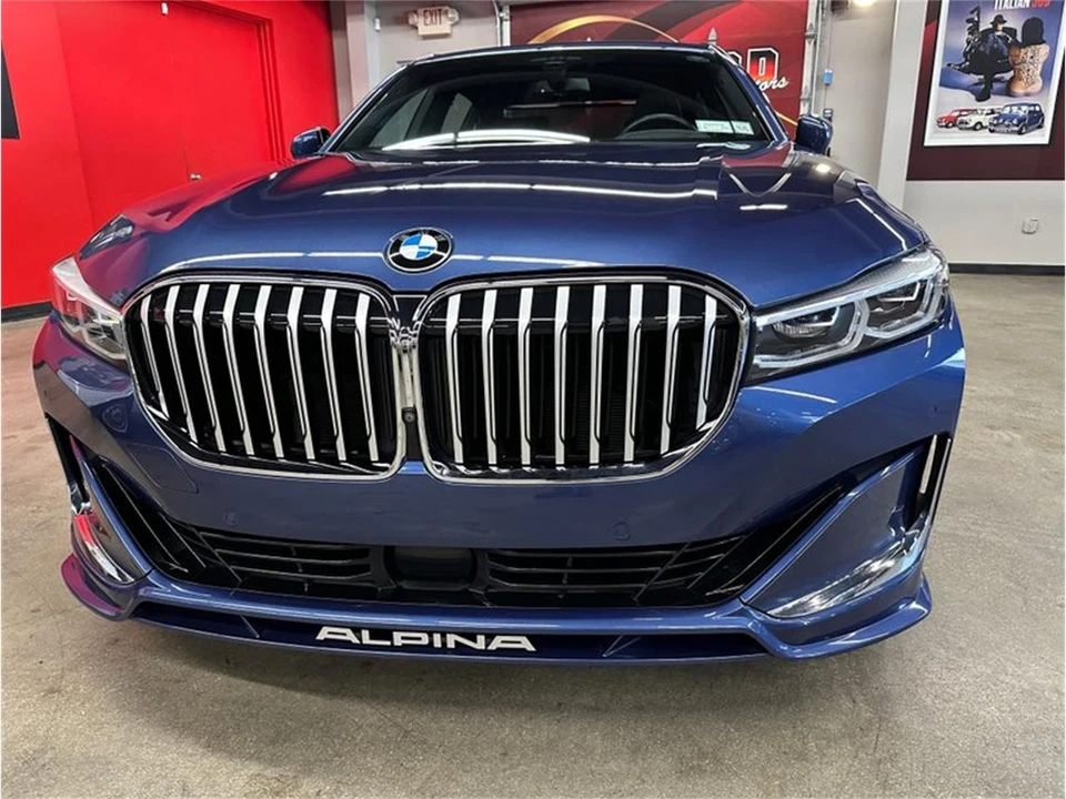 2022 BMW Alpina - Image 9 of 31
