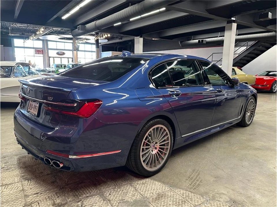 2022 BMW Alpina - Image 21 of 31