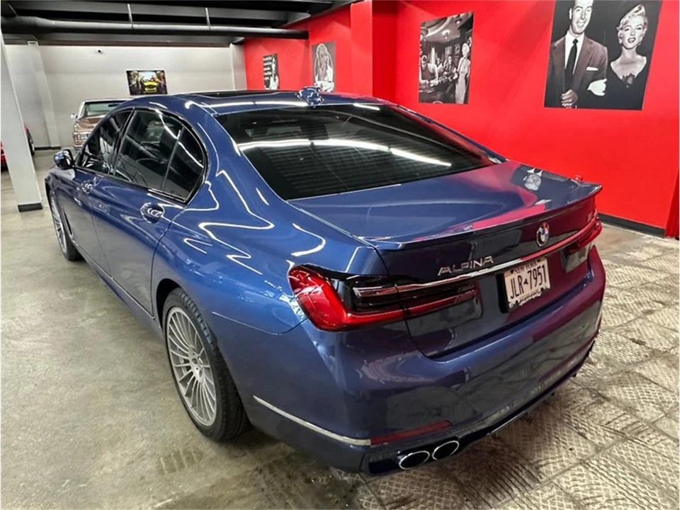 2022 BMW Alpina - Image 28 of 31