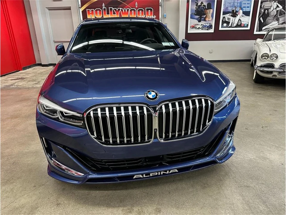 2022 BMW Alpina - Image 12 of 31