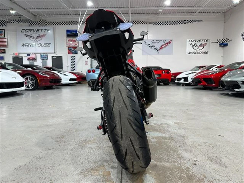 2022 BMW - Image 21 of 30