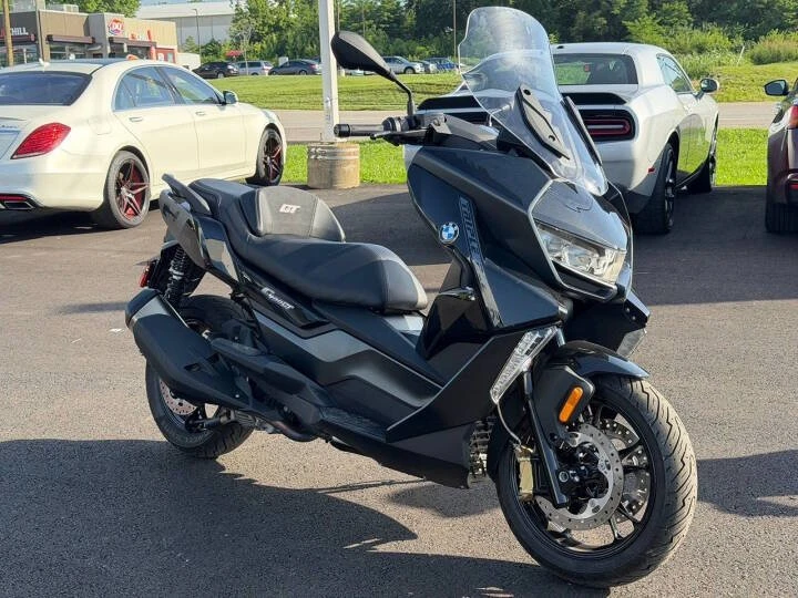 2022 BMW Motorcycles - Image 2 of 6