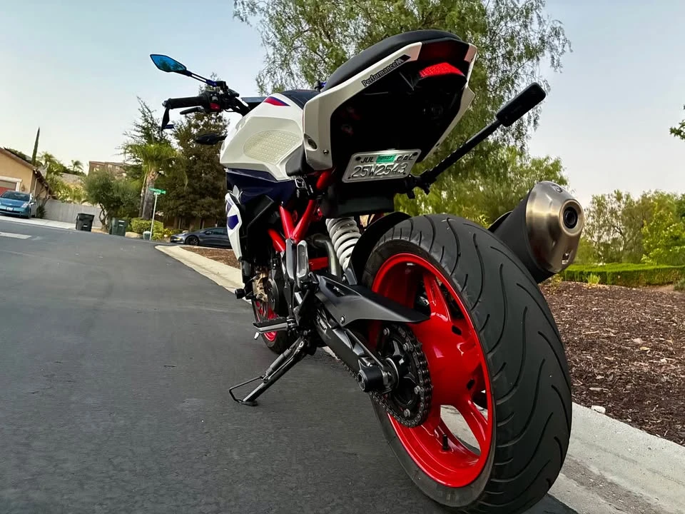 2022 BMW Motorcycles - Image 9 of 12