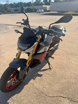 2022 BMW G 310 R