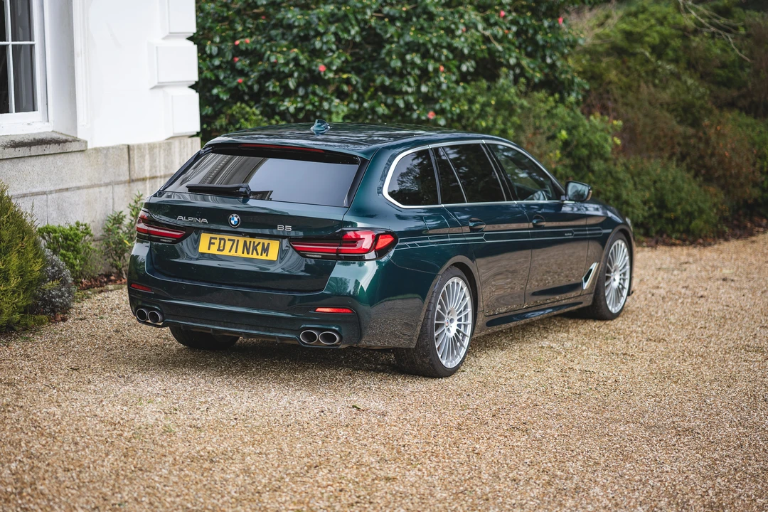 2022 BMW Alpina B5 - Image 17 of 31