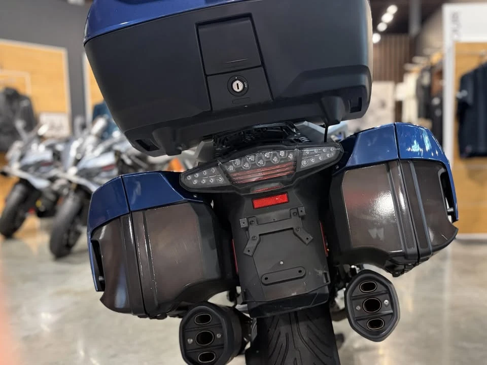 2022 BMW K1600 - Image 16 of 20