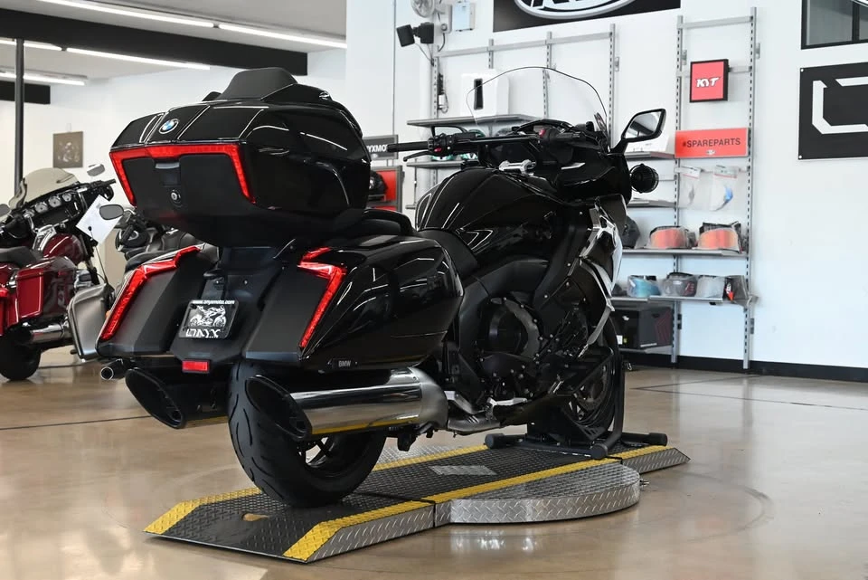 2022 BMW K1600 - Image 13 of 20