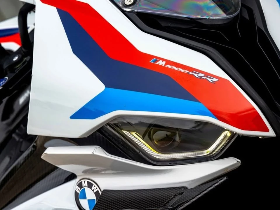 2022 BMW M1000 - Image 3 of 20