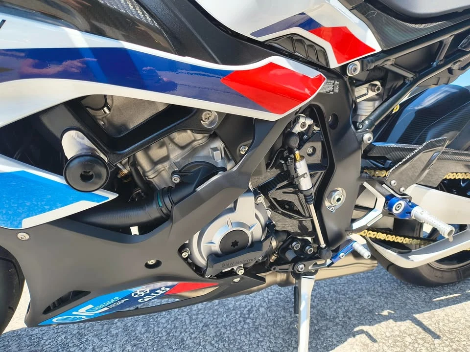2022 BMW M1000 - Image 8 of 9