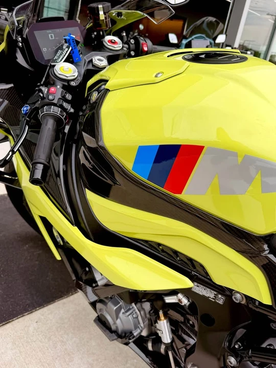 2022 BMW M1000 - Image 15 of 20