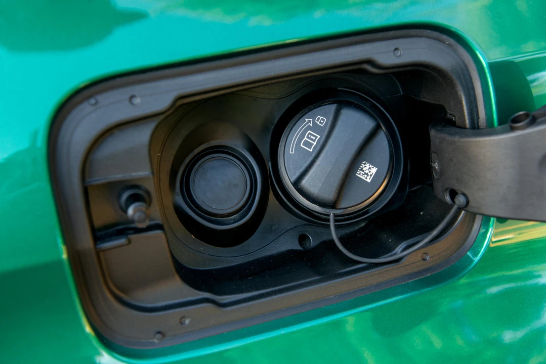 2022 BMW G80 M3 Sedan - Image 28 of 31