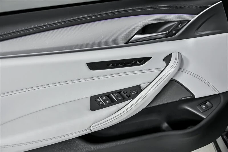 2022 BMW F90 M5 - Image 17 of 21