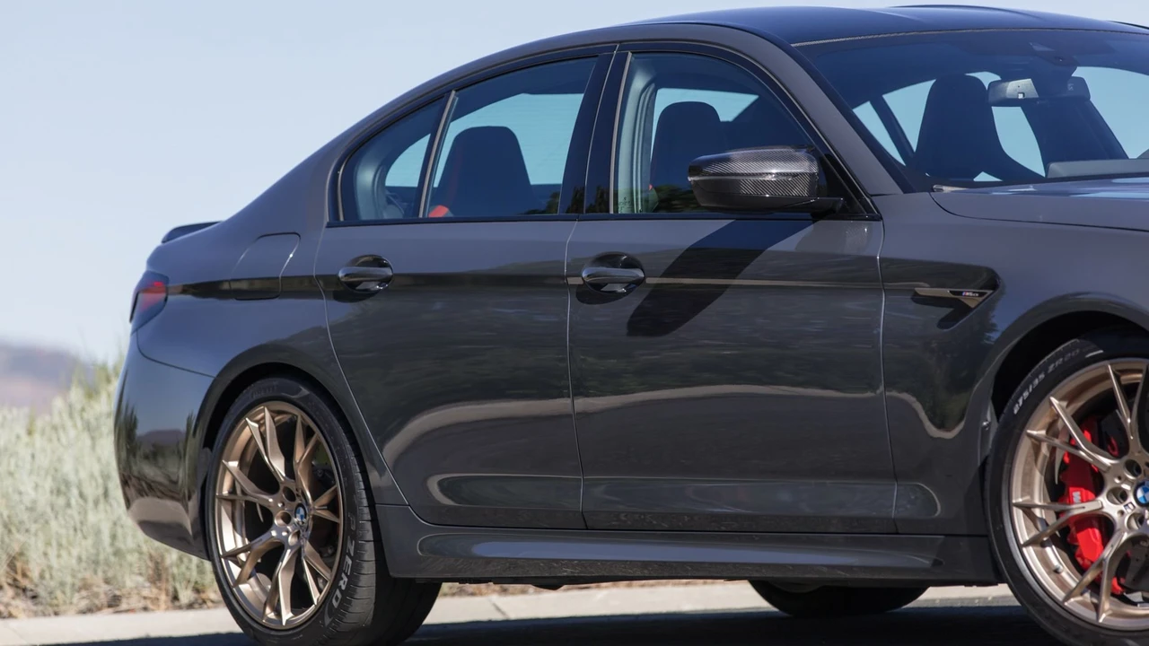 2022 BMW F90 M5 - Image 24 of 31