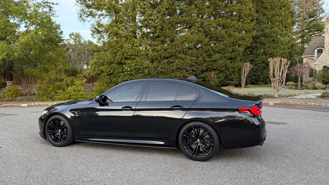 2022 BMW F90 M5 - Image 17 of 31