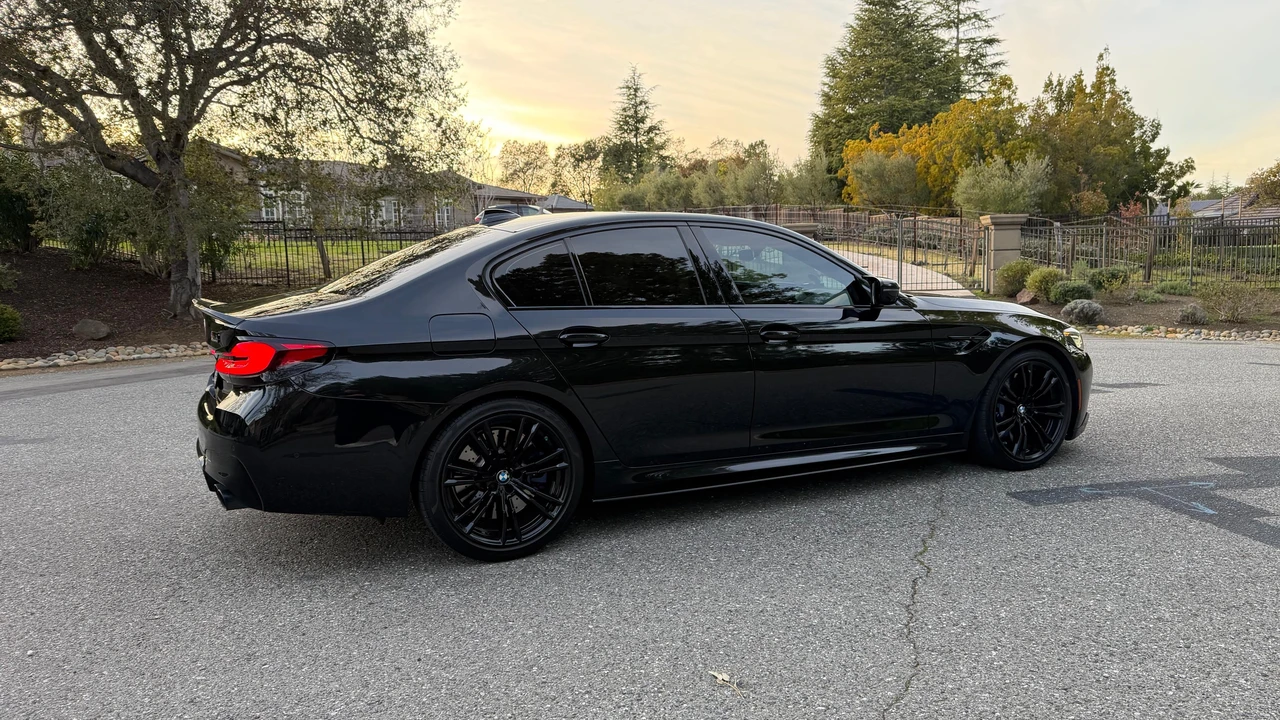 2022 BMW F90 M5 - Image 26 of 31
