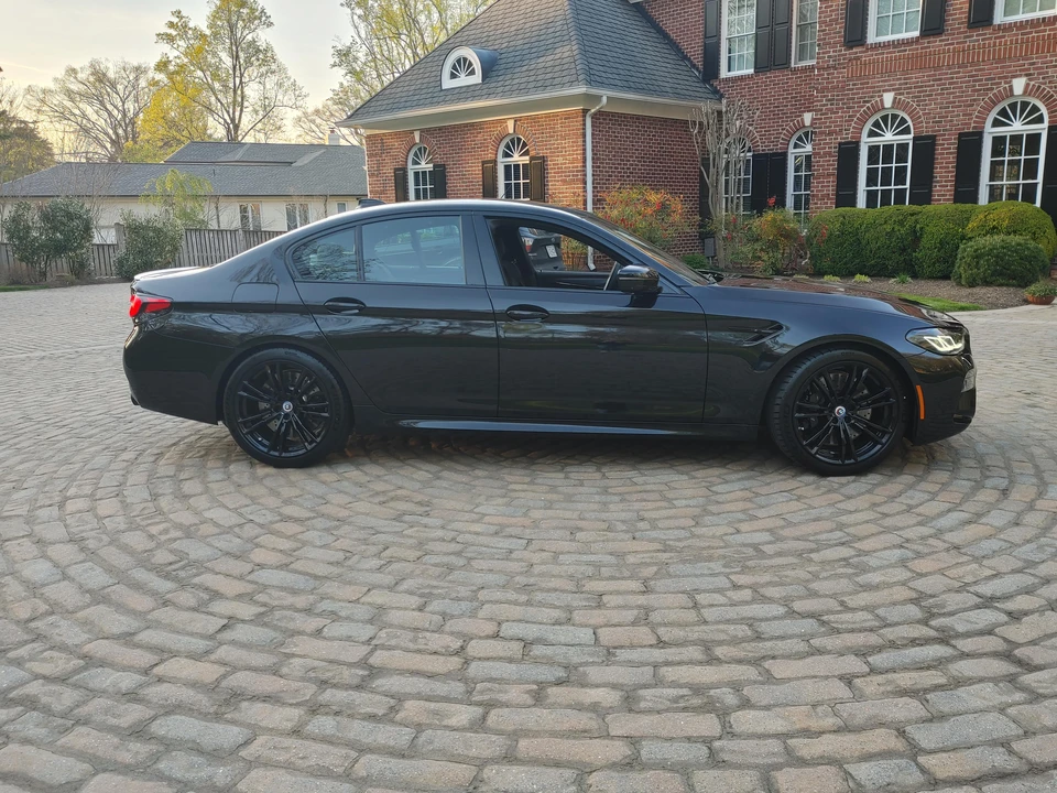 2022 BMW F90 M5 - Image 25 of 31