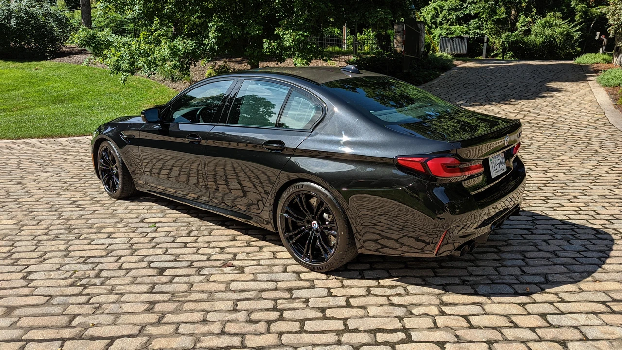2022 BMW F90 M5 - Image 18 of 31