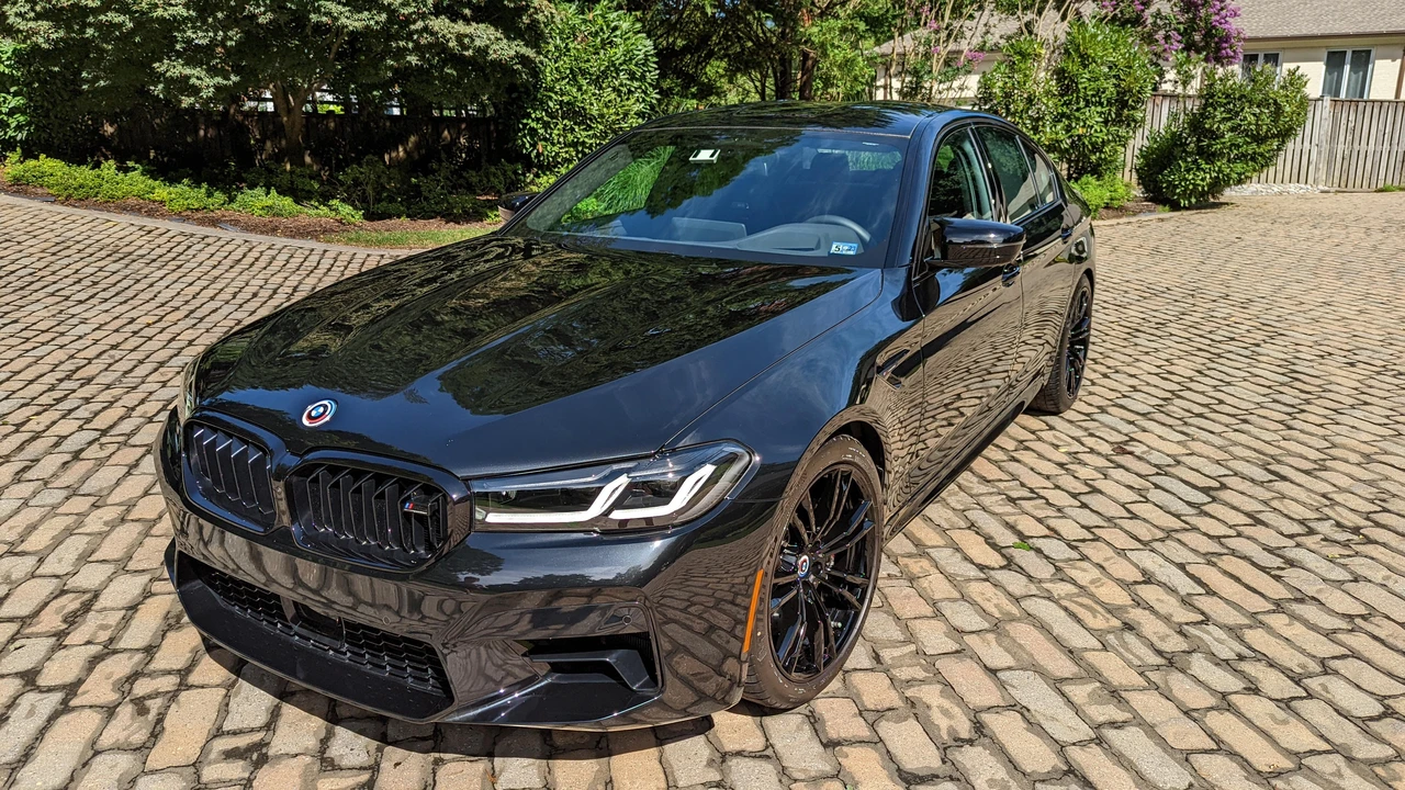 2022 BMW F90 M5 - Image 9 of 31
