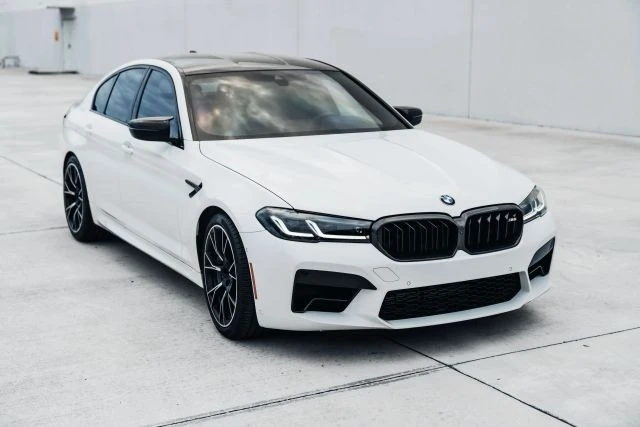 2022 BMW F90 M5 - Image 2 of 21