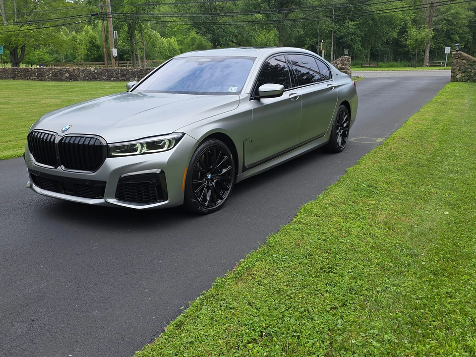 2022 BMW G11/G12 750i & M760i Sedan - Image 11 of 31