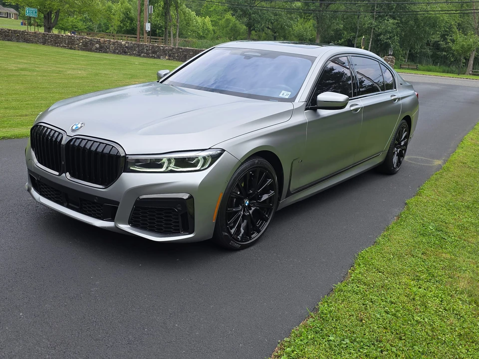2022 BMW G11/G12 750i & M760i Sedan - Image 10 of 31