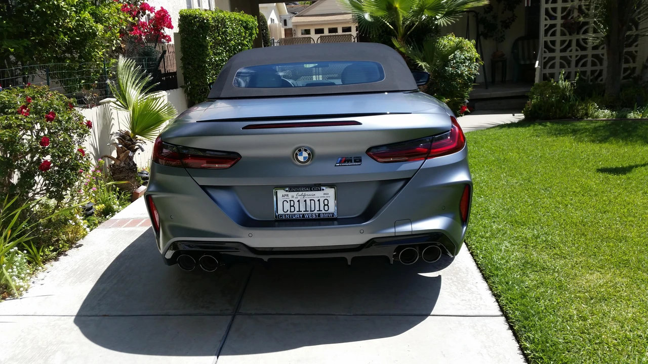 2022 BMW M8 - Image 25 of 31