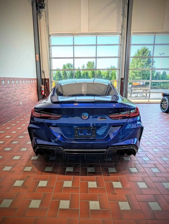 2022 BMW M8 - Image 4 of 10