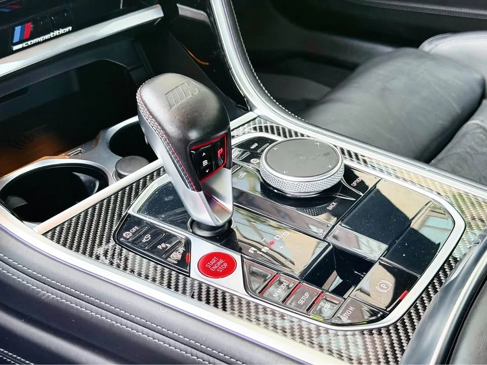 2022 BMW M8 - Image 10 of 18