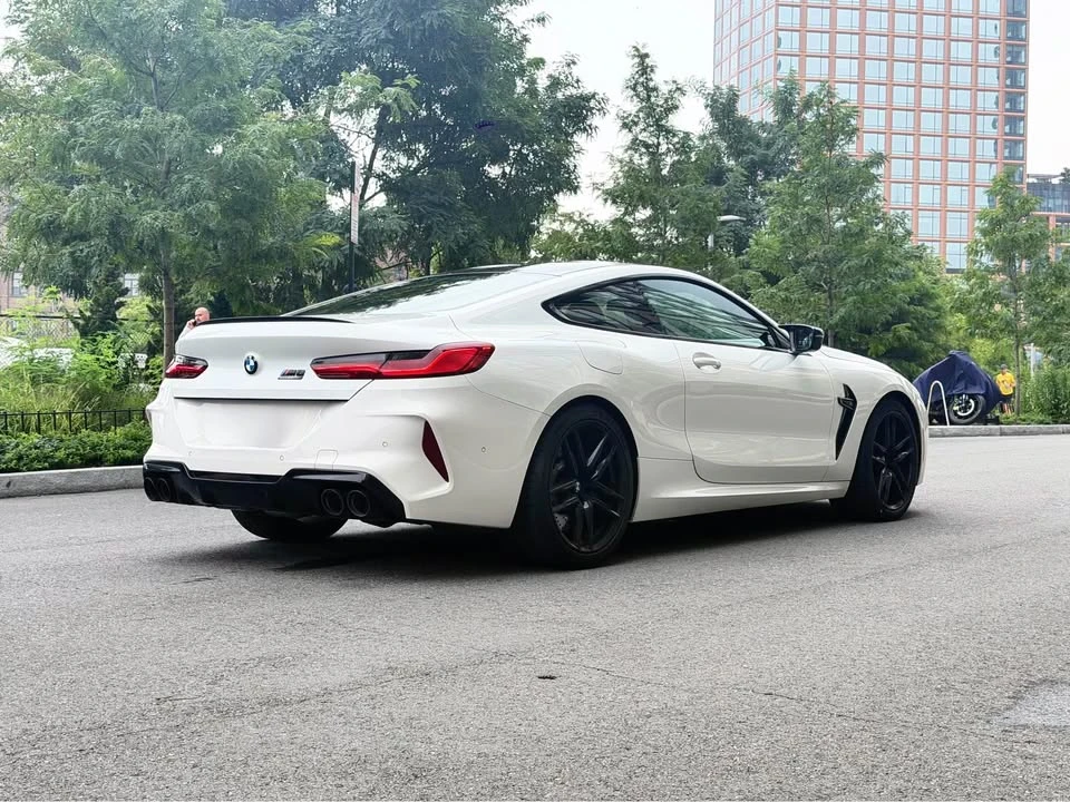2022 BMW M8 - Image 7 of 18
