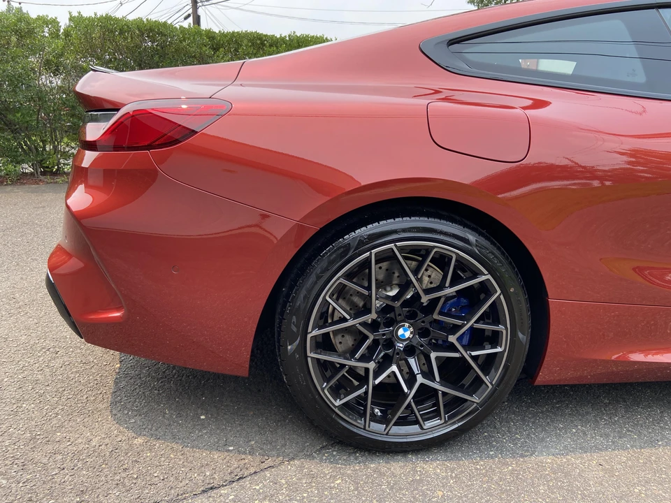 2022 BMW M8 - Image 25 of 31