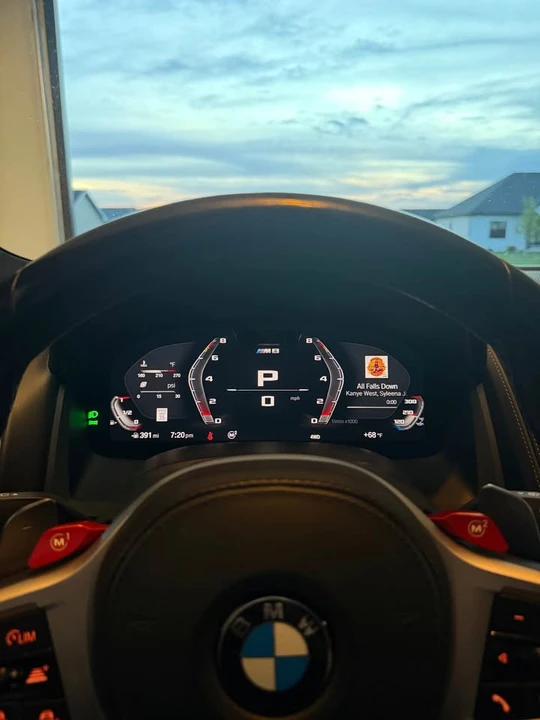 2022 BMW M8 - Image 13 of 16