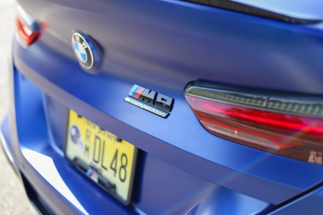 2022 BMW M8 - Image 27 of 31