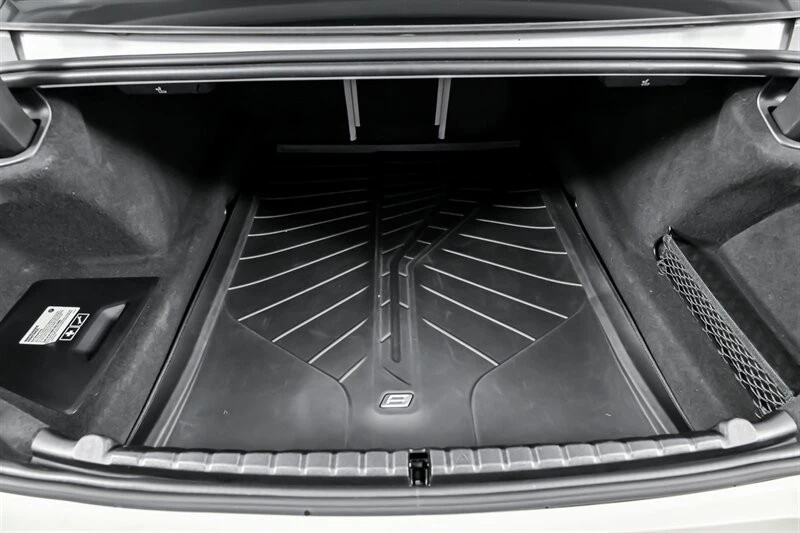2022 BMW M8 - Image 16 of 21