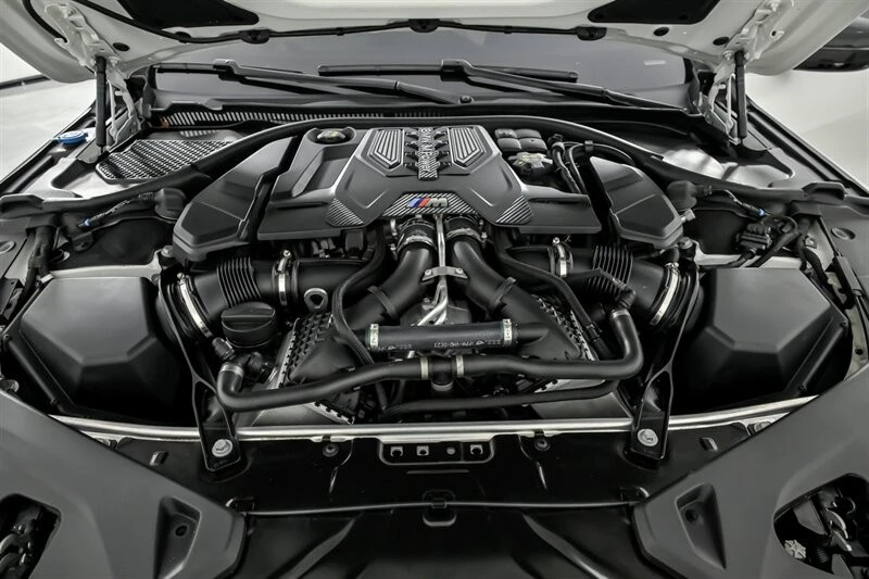 2022 BMW M8 - Image 17 of 21