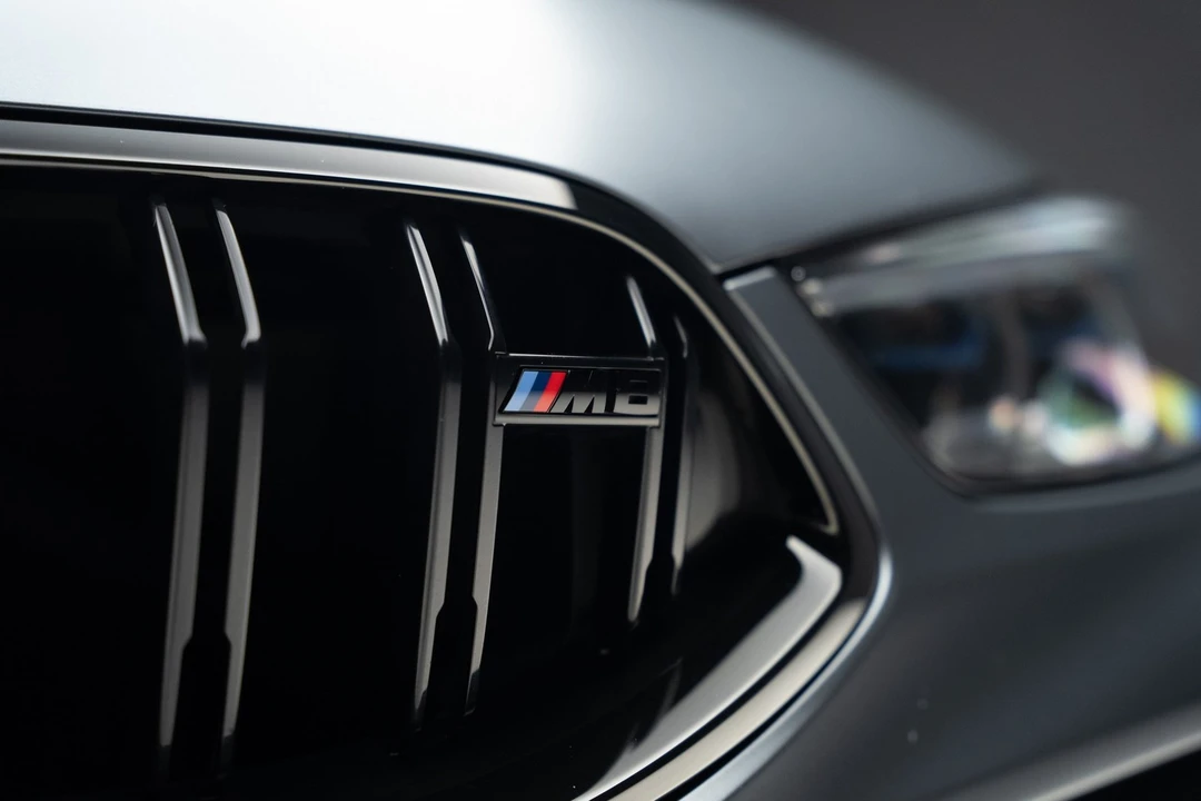 2022 BMW M8 - Image 16 of 21