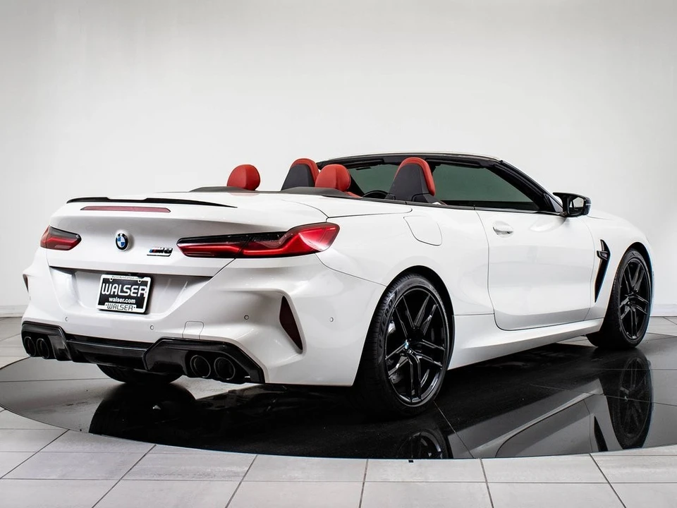 2022 BMW M8 - Image 11 of 21