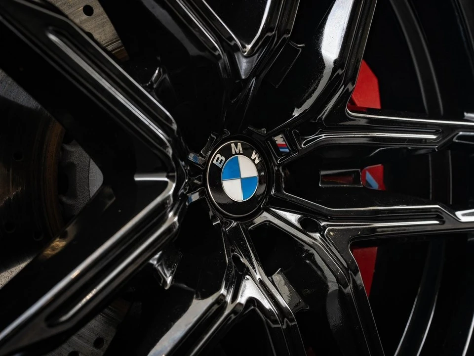 2022 BMW M8 - Image 9 of 21