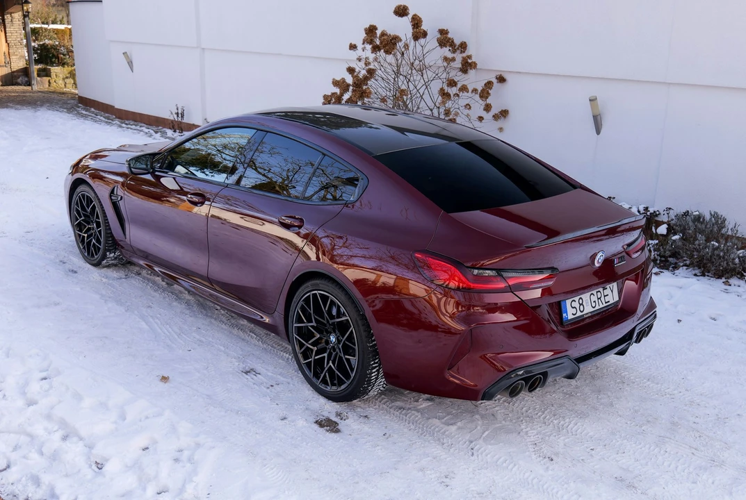 2022 BMW M8 - Image 17 of 21