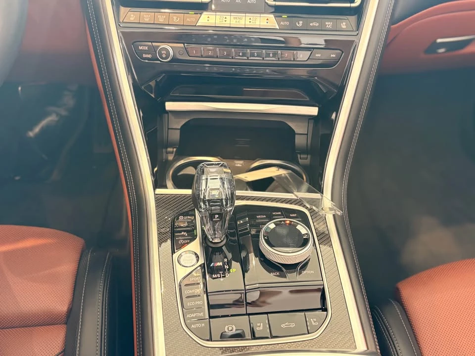 2022 BMW M8 - Image 8 of 10