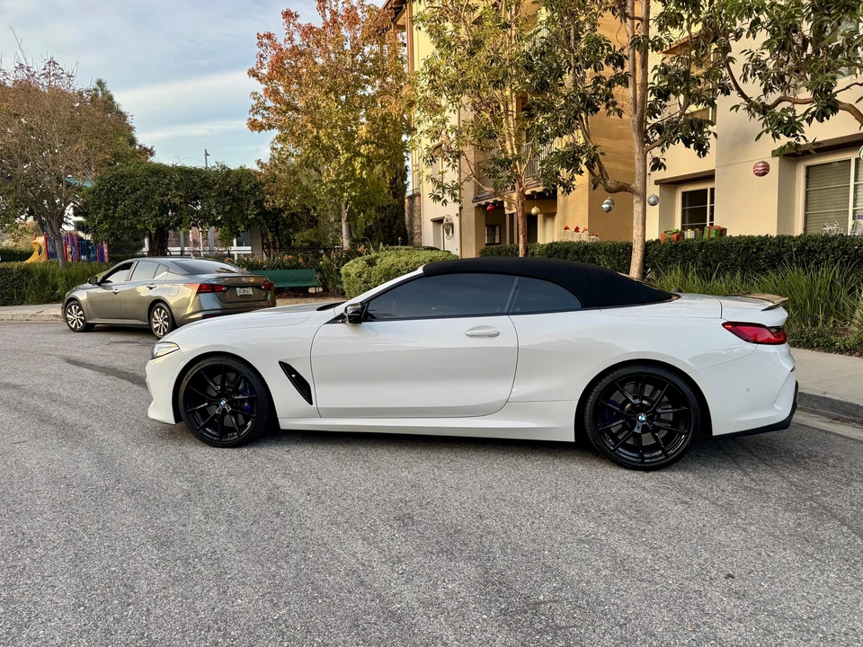 2022 BMW M8 - Image 4 of 10