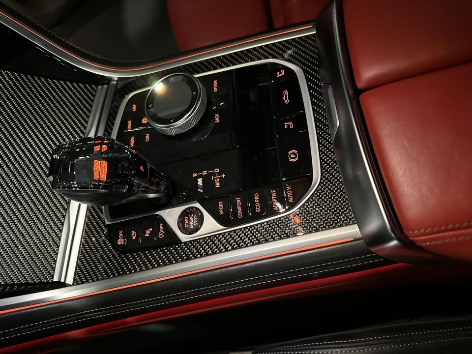 2022 BMW M8 - Image 9 of 10